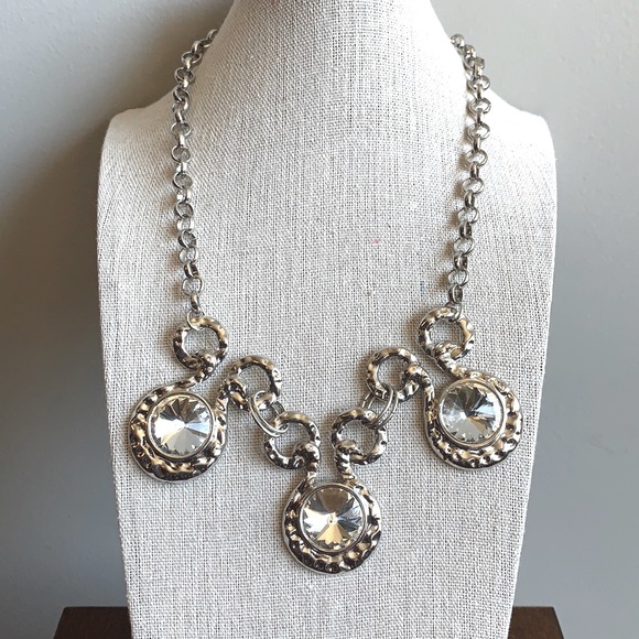 Unmarked Jewelry - Silver toned chunky statement necklace with large sparkly glass stones